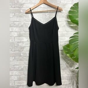 3/$30 _ DYNAMITE | black mini dress fit and flare with  lace detail zipper Large